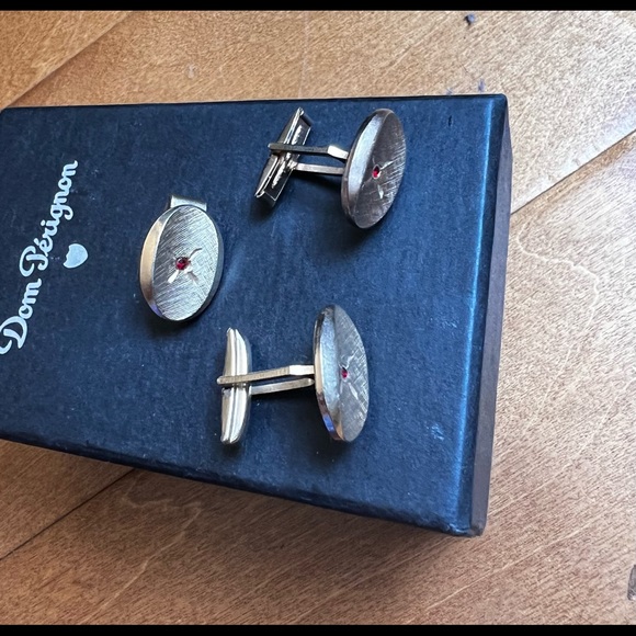 Vintage Pat Pend Men’s gold cufflinks and tie clip - Picture 12 of 14